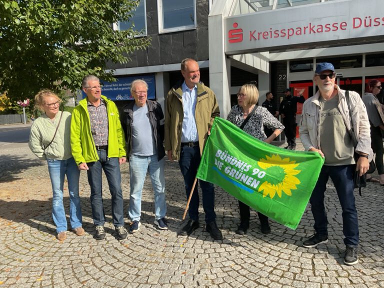 „Es ist fünf nach 12“: Demo gegen Rechts in Wülfrath